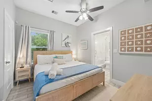 1022 Avenue L, Galveston, TX 77550 - Photo 20