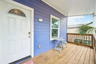1022 Avenue L, Galveston, TX 77550 - Photo 4