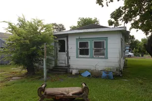 1527 14th St, Port Arthur, TX 77640 - Photo 4