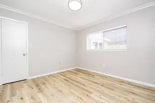 13507 Dripping Springs Dr, Houston, TX 77083 - Photo 22