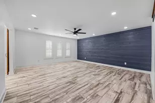 5250 Beechnut St, Houston, TX 77096 - Photo 12