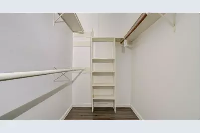 11711 Memorial Drive #381, Houston, TX 77024 - Photo 10