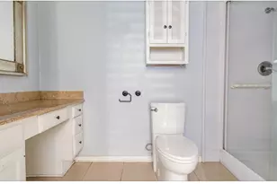 11711 Memorial Dr, Houston, TX 77024 - Photo 8