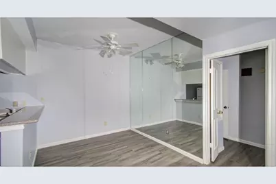 11711 Memorial Drive #381, Houston, TX 77024 - Photo 6