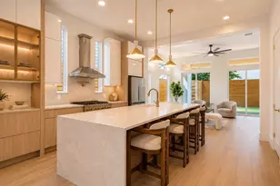 1644 Bonnie Brae St, Houston, TX 77006 - Photo 8
