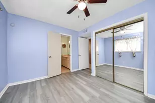 13984 Hollowgreen Dr, Houston, TX 77082 - Photo 30