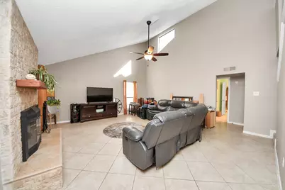 13984 Hollowgreen Drive #23, Houston, TX 77082 - Photo 6