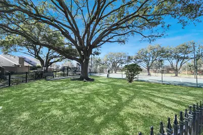 13984 Hollowgreen Drive #23, Houston, TX 77082 - Photo 34