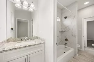 1411 Featherstone St, Houston, TX 77020 - Photo 24