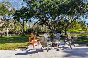 295 County Rd 687, Angleton, TX 77515 - Photo 6