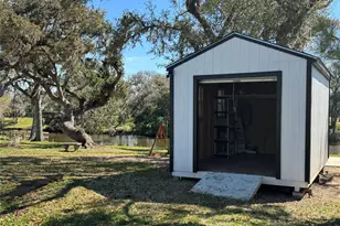 295 County Rd 687, Angleton, TX 77515 - Photo 16