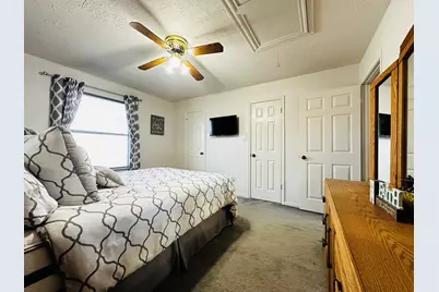 4754 Wynnview Drive, Friendswood, TX 77546 - Photo 28