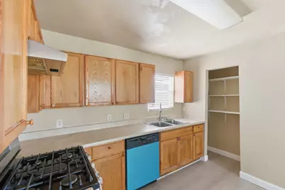 2411 Leffingwell Street, Houston, TX 77026 - Photo 12