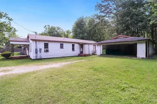 325 S 19th St, Silsbee, TX 77656 - Photo 2