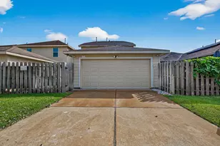 14574 Empanada Dr, Houston, TX 77083 - Photo 2