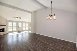 5617 Freshmeadow St, League City, TX 77573 - Photo 4