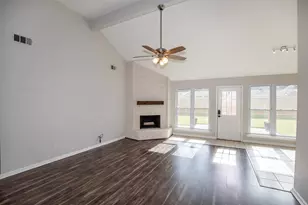 5617 Freshmeadow St, League City, TX 77573 - Photo 8