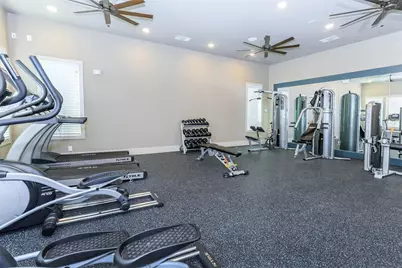 4633 Campus Dr, Fort Worth, TX 76119 - Photo 10