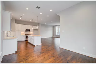 1314 Mayfair Clarkson Lane, Houston, TX 77055 - Photo 6