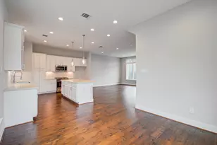 1314 Mayfair Clarkson Ln, Houston, TX 77055 - Photo 6