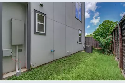 1314 Mayfair Clarkson Lane, Houston, TX 77055 - Photo 42