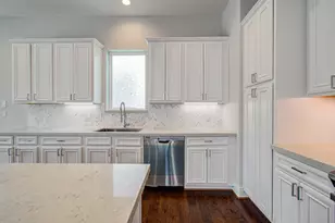 1314 Mayfair Clarkson Ln, Houston, TX 77055 - Photo 14