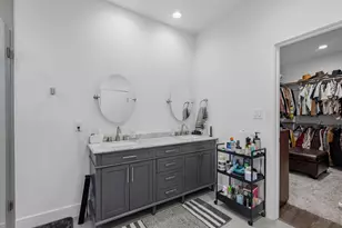 2222 Wavell St, Houston, TX 77088 - Photo 8