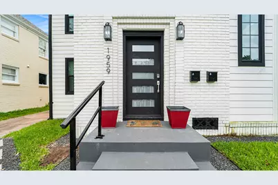 1959 W Lamar Street #A, Houston, TX 77019 - Photo 2