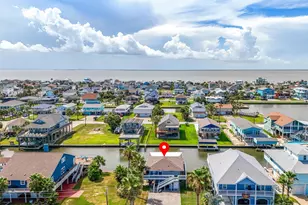 21806 Lampasas Dr, Galveston, TX 77554 - Photo 8