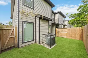 5023 Mallow St, Houston, TX 77033 - Photo 24