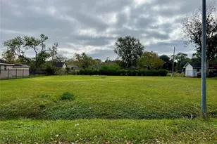 00 Blue Sky St, Houston, TX 77088 - Photo 2