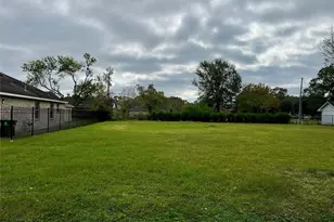 00 Blue Sky St, Houston, TX 77088 - Photo 4