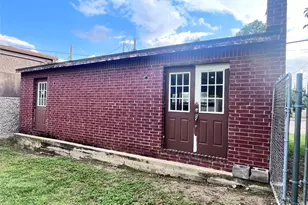 527 E Main St, Lewisville, TX 75057 - Photo 8