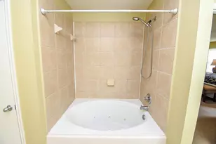 19822 Breezy Cove Ct, Tomball, TX 77375 - Photo 12