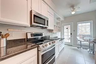 600 Wilcrest Dr, Houston, TX 77042 - Photo 8