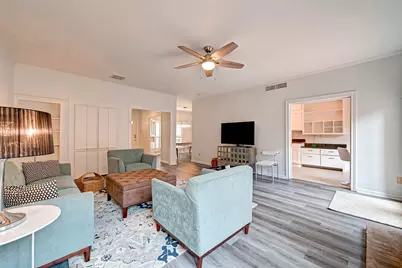 600 Wilcrest Drive #31, Houston, TX 77042 - Photo 6