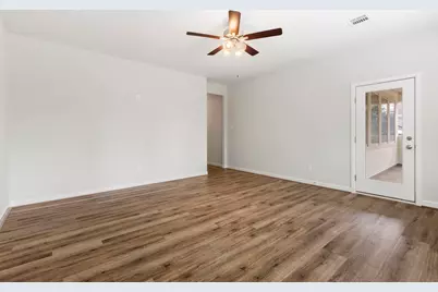 11 Floral Vista Drive, Tomball, TX 77375 - Photo 38
