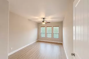 26355 Lake Shore Dr, Hempstead, TX 77445 - Photo 8