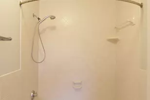 8230 Golf Green Cir, Houston, TX 77036 - Photo 16