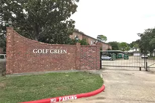 8230 Golf Green Cir, Houston, TX 77036 - Photo 32