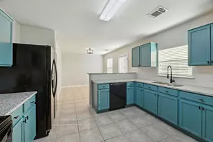 3933 Brook Hollow Dr, Schertz, TX 78154 - Photo 14