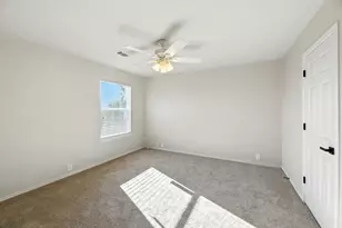 3933 Brook Hollow Dr, Schertz, TX 78154 - Photo 36