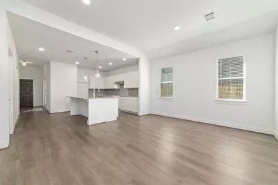 919 Golden Willow Lane, Conroe, TX 77304 - Photo 8