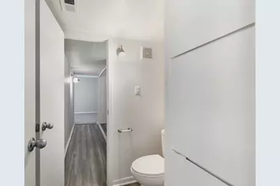 11715 S Glen Drive #302-1, Houston, TX 77099 - Photo 16