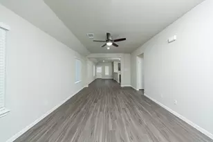 3062 Nickell Back Dr, Conroe, TX 77301 - Photo 4