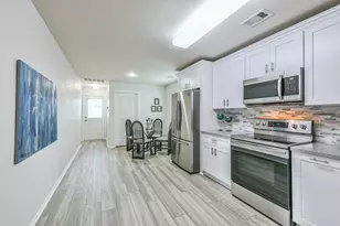 13706 Corken Way Ct, Houston, TX 77034 - Photo 8
