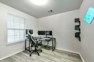 13706 Corken Way Ct, Houston, TX 77034 - Photo 14