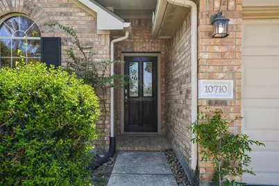 10710 Laurelton Court, Humble, TX 77396 - Photo 2