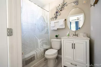 1105 Robert Street, Baytown, TX 77521 - Photo 14