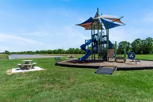 2073 Lepper St, Alvin, TX 77511 - Photo 32